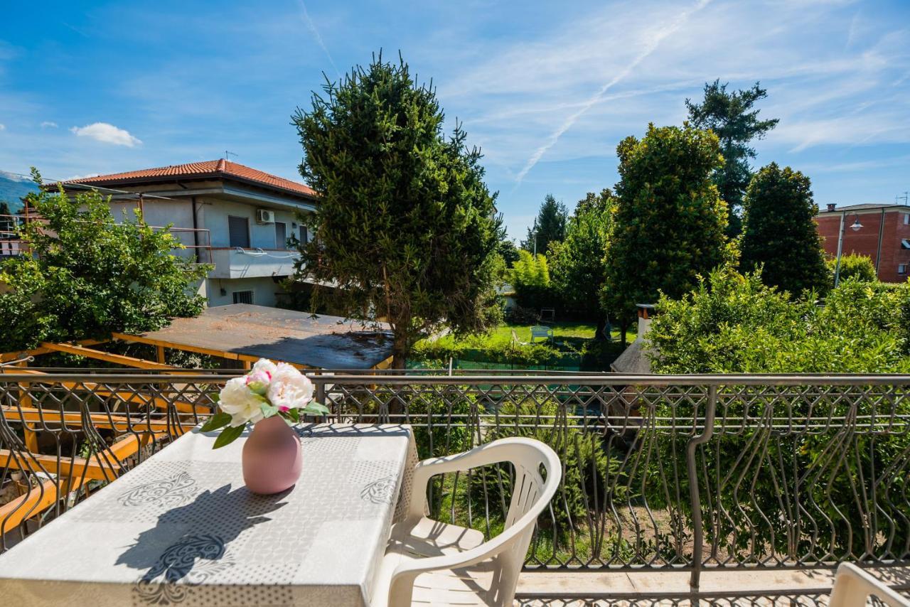 Casa Violetta Bed & Breakfast Marina di Massa Eksteriør bilde